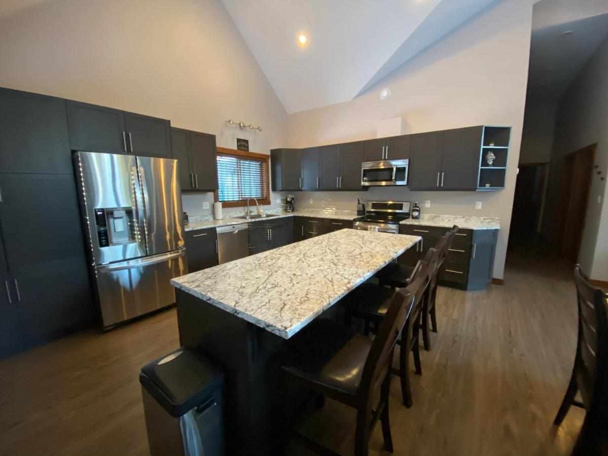 Wolf Den Villa Valemount Ngoại thất bức ảnh